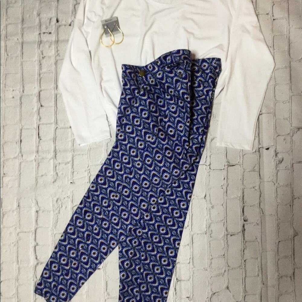 Coldwater Creek Natural Fit Women’sPants Size 8 Blue Patterned Cotton Blend NWOT